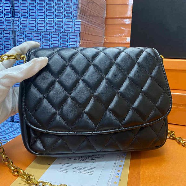 this year's popular bag women's summer 2021 fashion net red small fragrance single shoulder lingge chain messenger, Black;red
this year's popular bag women's summer 2021 fashion net red small fragrance single shoulder lingge chain messenger, Black;red