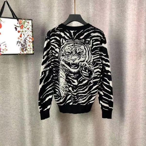 men's sweaters fashion z11712 2021 runway european design party style clothing, White;black
men's sweaters fashion z11712 2021 runway european design party style clothing, White;black