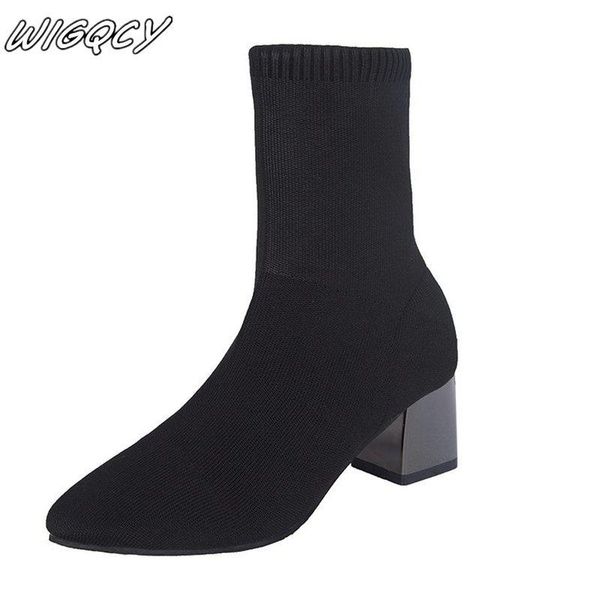 small booties female winter 2021 square heel knitted high boots suede head comfortable set of mujer, Black
small booties female winter 2021 square heel knitted high boots suede head comfortable set of mujer, Black