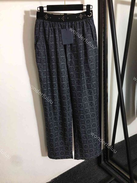 2021ss printed women's pants high-quality women designers clothes webbing elastic waist straight casual pants logo pattern loose sweatp, Black;white
2021ss printed women's pants high-quality women designers clothes webbing elastic waist straight casual pants logo pattern loose sweatp, Black;white
