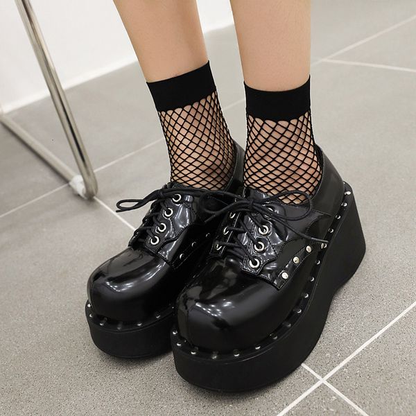 wind 2021 spring and autumn fashion thick soled high heels 40-43 rivet front lace up single sho, Black
wind 2021 spring and autumn fashion thick soled high heels 40-43 rivet front lace up single sho, Black