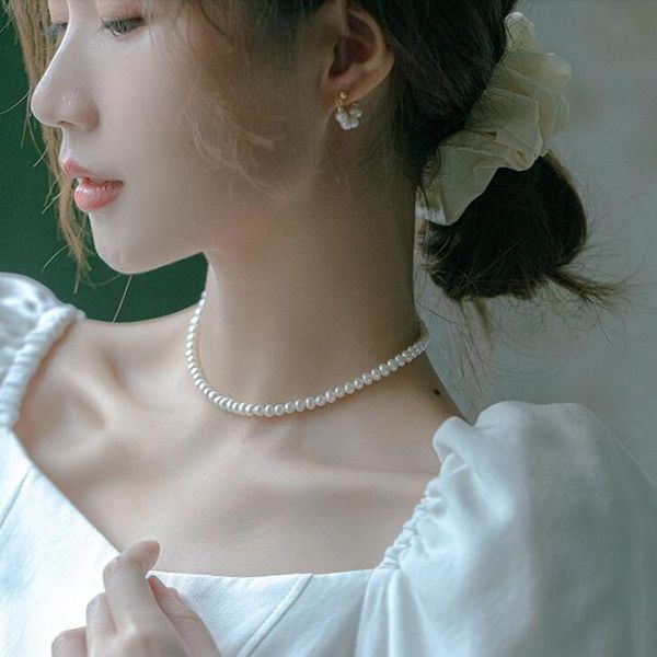 minimalist elegant white imitation pearl choker necklace round wedding for women charm fashion jewelry chains, Silver
minimalist elegant white imitation pearl choker necklace round wedding for women charm fashion jewelry chains, Silver