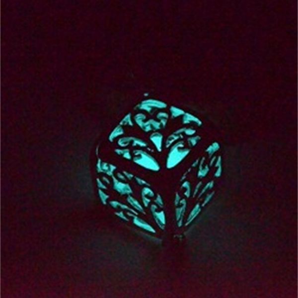 factory wholesale luminous cube square mobile phone pendant popular fashion xmas gift
factory wholesale luminous cube square mobile phone pendant popular fashion xmas gift