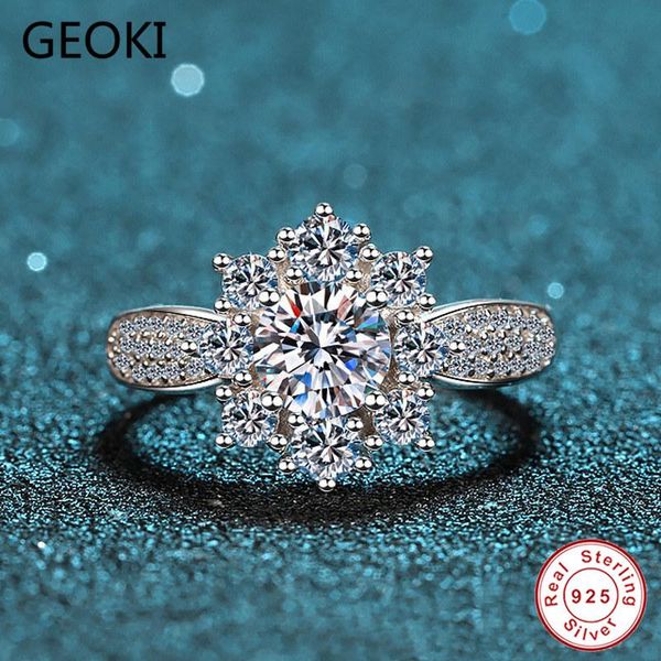 cluster rings geoki 925 sterling silver perfect cut diamond test passed 0.8ct d color snowflake moissanite ring for women luxury jewelry, Golden;silver
cluster rings geoki 925 sterling silver perfect cut diamond test passed 0.8ct d color snowflake moissanite ring for women luxury jewelry, Golden;silver