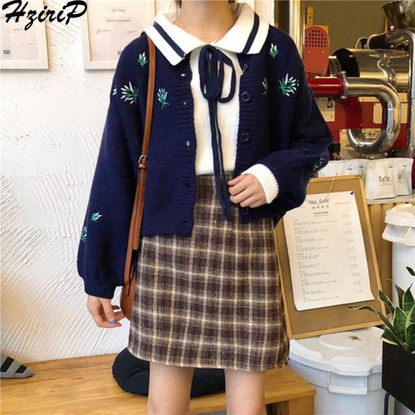 women's sweaters hzirip 2021 autumn winter fashion knitted embroidery sweater women sweet single breasted full sleeve simple cardigans, White;black
women's sweaters hzirip 2021 autumn winter fashion knitted embroidery sweater women sweet single breasted full sleeve simple cardigans, White;black