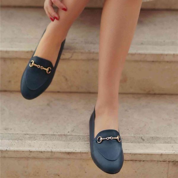 dress shoes mia gusto sabine brand, dark blue/tan/black skin/colors, fine metal decoration, low female shoes 5icw 6x0h
dress shoes mia gusto sabine brand, dark blue/tan/black skin/colors, fine metal decoration, low female shoes 5icw 6x0h