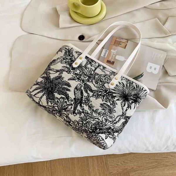 80% off advanced sense shopping hand bag women new fashion large capacity niche design medium tote bag handbags
80% off advanced sense shopping hand bag women new fashion large capacity niche design medium tote bag handbags