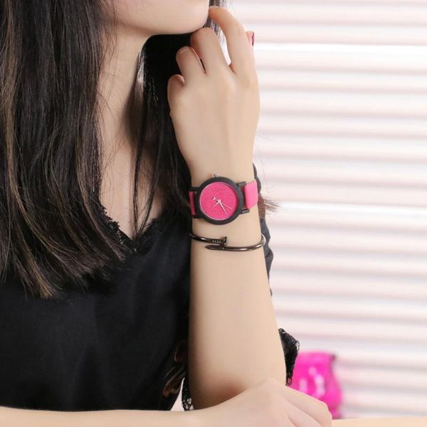 wristwatches style quartz watch relogio feminino women's leather band analog wrist wristwatch bracelet top, Slivery;brown
wristwatches style quartz watch relogio feminino women's leather band analog wrist wristwatch bracelet top, Slivery;brown