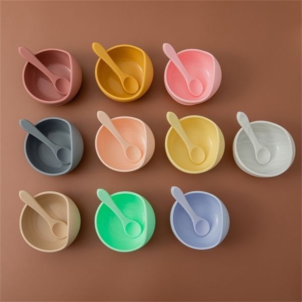 bopoobo 2pcs/set baby silicone tableware feeding set food grade non-slip bowl spoon gift children products 211026
bopoobo 2pcs/set baby silicone tableware feeding set food grade non-slip bowl spoon gift children products 211026