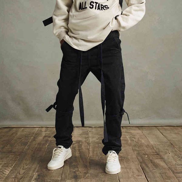 men's pants high street knee ribbons lace to elastic waist black men's casual pants oversize in straight line hip hop track
men's pants high street knee ribbons lace to elastic waist black men's casual pants oversize in straight line hip hop track
