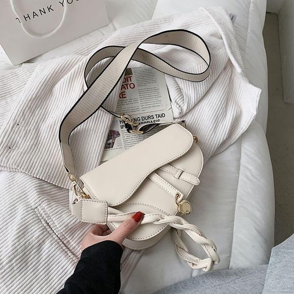 evening bags designer quality soft leather one-shoulder messenger bag for women 2021 zipper wide shoulder strap mini retro handbag purses
evening bags designer quality soft leather one-shoulder messenger bag for women 2021 zipper wide shoulder strap mini retro handbag purses