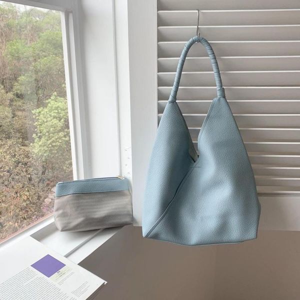 evening bags 2021 women's sets ladies small shoulder bag pu leather woven strap female triangle handbags whole sale
evening bags 2021 women's sets ladies small shoulder bag pu leather woven strap female triangle handbags whole sale