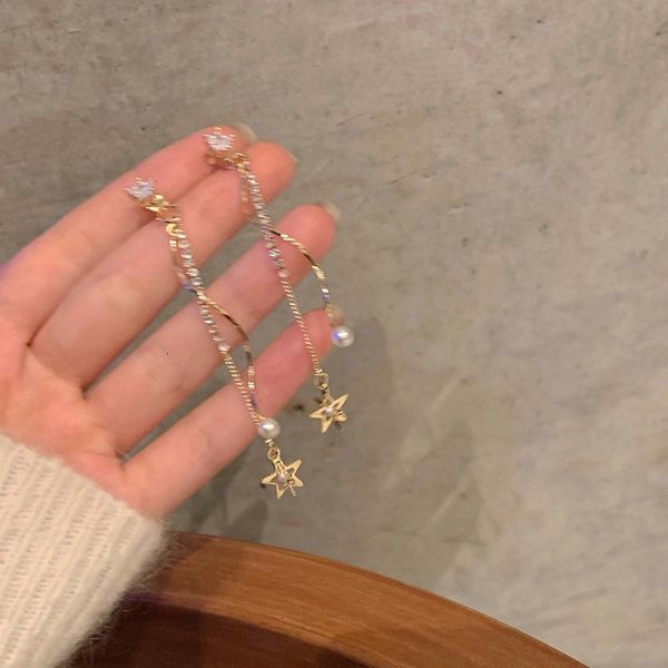 925 silver needle zircon pearl tassel star designer dongdamen simple earrings fashion personality earrings for women, Golden;silver
925 silver needle zircon pearl tassel star designer dongdamen simple earrings fashion personality earrings for women, Golden;silver