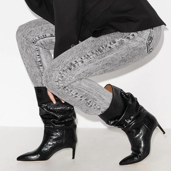 boots autumn and winter 2021 snake sleeve women's thin heel pointed color pleated wide tube short, Black
boots autumn and winter 2021 snake sleeve women's thin heel pointed color pleated wide tube short, Black