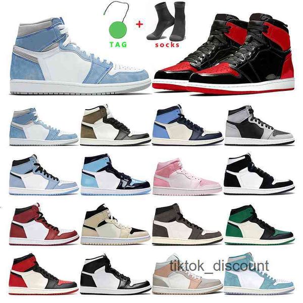 2021 mens basketball shoes 1s womens hyper royal shadow 2.0 university blue bred patent dark mocha men trainer sport sneakers
2021 mens basketball shoes 1s womens hyper royal shadow 2.0 university blue bred patent dark mocha men trainer sport sneakers