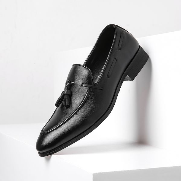 dress shoes fashion men tassel wedding loafers black leather outdoor business slip on men's casual zapatillas juz0
dress shoes fashion men tassel wedding loafers black leather outdoor business slip on men's casual zapatillas juz0