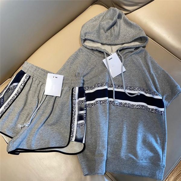 women's tracksuits d home suit 21 pproduct jacquard hooded sports short-sleeved with sidewwebbing elastic waisdrawstring, Gray
women's tracksuits d home suit 21 pproduct jacquard hooded sports short-sleeved with sidewwebbing elastic waisdrawstring, Gray