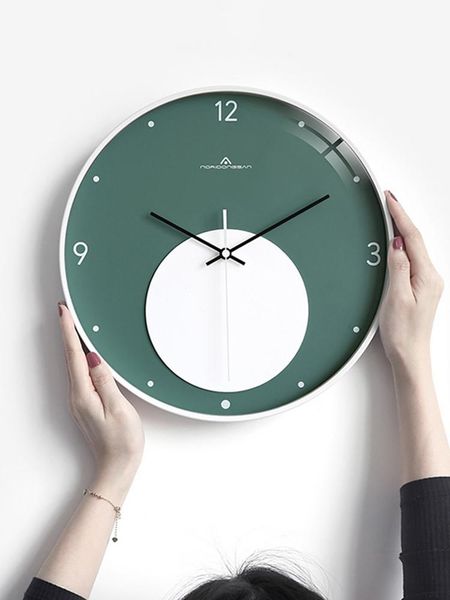 wall clocks creative simple clock european mute living room luxury bedroom home decoration cute quartz decor 60q001
wall clocks creative simple clock european mute living room luxury bedroom home decoration cute quartz decor 60q001