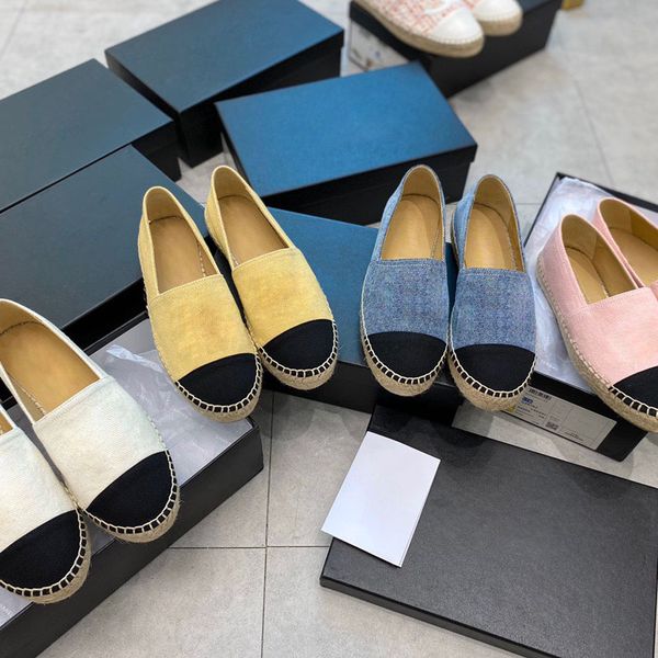 factory direct sales 2021 luxury design fashion women's shoes breathable leather leisure brown straw fisherman's shoelace box 35-4, Black
factory direct sales 2021 luxury design fashion women's shoes breathable leather leisure brown straw fisherman's shoelace box 35-4, Black