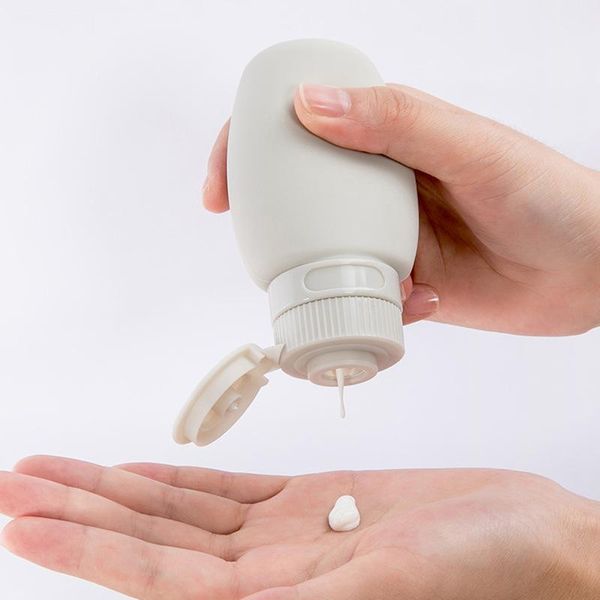 60ml/80ml lotion shampoo bath container empty silicone travel packaging press bottle portable soap dispenser liquid
60ml/80ml lotion shampoo bath container empty silicone travel packaging press bottle portable soap dispenser liquid
