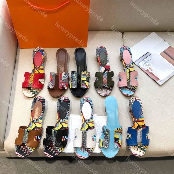 fashion woman beach luxury designers sandals slippers leather cartoon big head slipper flat shoes lady sandal metal lock sneakers quality, Black
fashion woman beach luxury designers sandals slippers leather cartoon big head slipper flat shoes lady sandal metal lock sneakers quality, Black