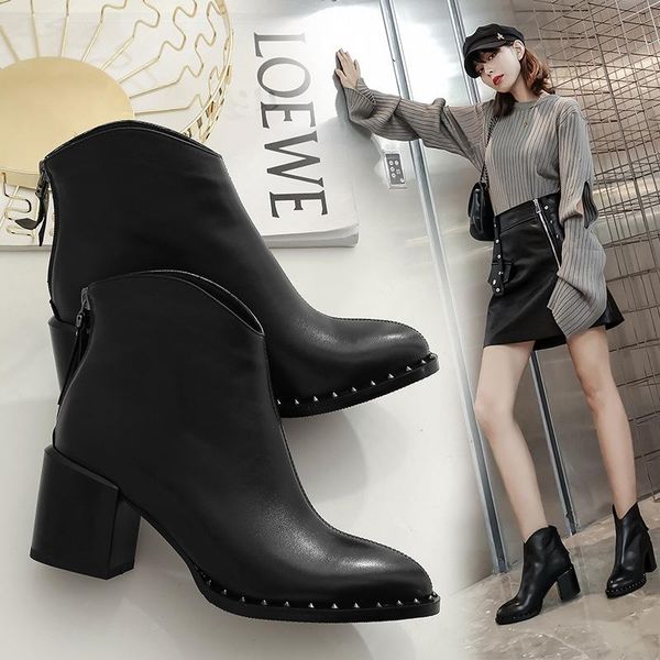 boots european version thick high heel rivet autumn and winter 2021 leather back zipper heightening warm short women, Black
boots european version thick high heel rivet autumn and winter 2021 leather back zipper heightening warm short women, Black