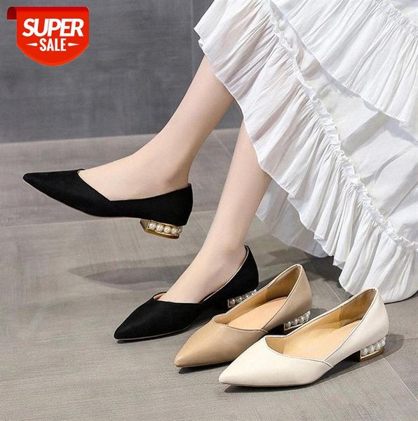 casual single shoes women's pointed toe work shallow mouth one foot korean pearl decoration low heel #yk7z, Black
casual single shoes women's pointed toe work shallow mouth one foot korean pearl decoration low heel #yk7z, Black