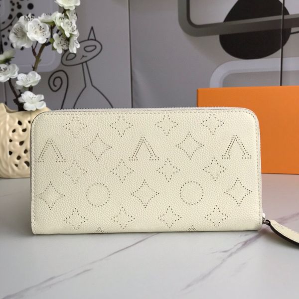 2023 fashion designer wallets luxury mens womens leather bags highs quality classic flower letter zipper coin purse checked card holders wit, Red;black
2023 fashion designer wallets luxury mens womens leather bags highs quality classic flower letter zipper coin purse checked card holders wit, Red;black