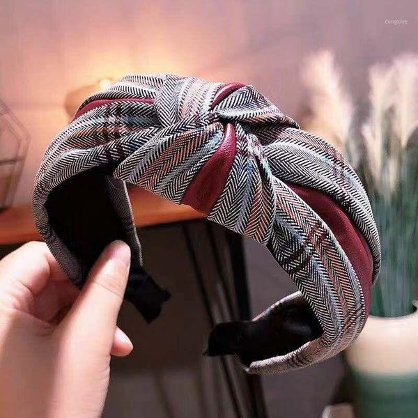 fashion flannel knotted hairbands for women trendy girl sport face wash headband head hoop hair ornament accessories gift1
fashion flannel knotted hairbands for women trendy girl sport face wash headband head hoop hair ornament accessories gift1