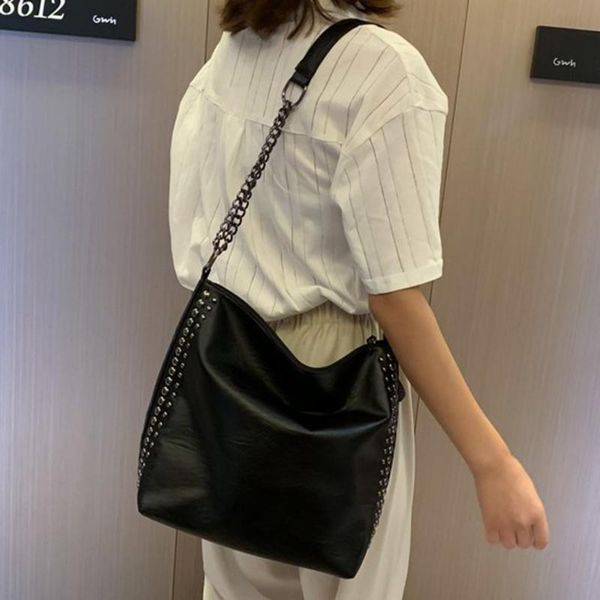 evening bags casual rivet shoulder bag female chain crossbody for women leather handbags large capacity tote sac a main
evening bags casual rivet shoulder bag female chain crossbody for women leather handbags large capacity tote sac a main