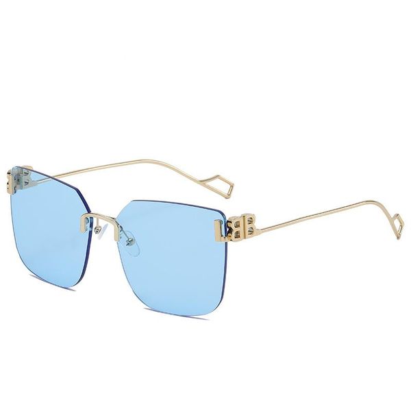 outdoor eyewear vintage fashion 2021 sunglasses rimless frameless rectangle shades gradient uv400 summer traveling sun glasses for women
outdoor eyewear vintage fashion 2021 sunglasses rimless frameless rectangle shades gradient uv400 summer traveling sun glasses for women