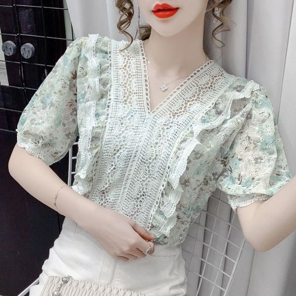 women's t-shirt 2021 summer vintage floral embroidery chiffon shirt v-neck lace stitching puff sleeve women tee femme, White
women's t-shirt 2021 summer vintage floral embroidery chiffon shirt v-neck lace stitching puff sleeve women tee femme, White