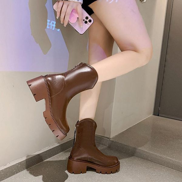 boots 2021 fall shoes women genuine leather platform shoe fashion round toe chunky solid black
boots 2021 fall shoes women genuine leather platform shoe fashion round toe chunky solid black