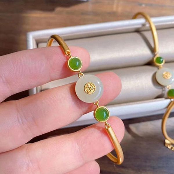 charm bracelets vintage jewelry inlay hetian stone exquisite bracelet lucky gourd design double chain for women anniversary gift, Golden;silver
charm bracelets vintage jewelry inlay hetian stone exquisite bracelet lucky gourd design double chain for women anniversary gift, Golden;silver