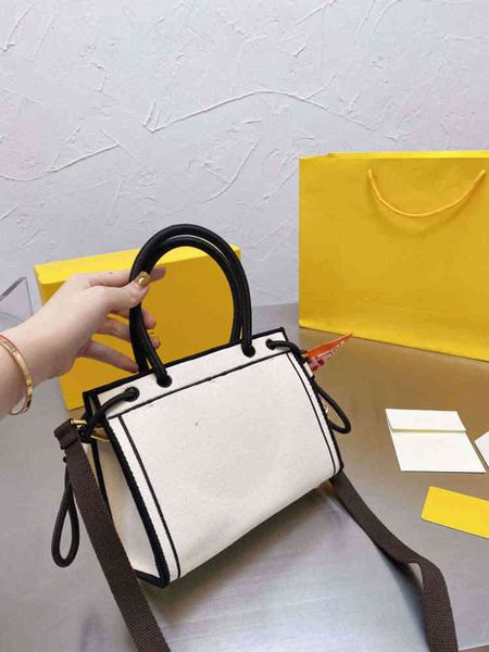 evening bags 2021 f bag handbag women's white fashion with shoulder strap can be one versatile style of high-end leather h2e2
evening bags 2021 f bag handbag women's white fashion with shoulder strap can be one versatile style of high-end leather h2e2