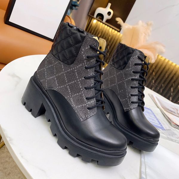 2022 new luxury brand designer women boots thick heel desert platform boot bee star genuine leather winter shoe luxury designer heels, Black
2022 new luxury brand designer women boots thick heel desert platform boot bee star genuine leather winter shoe luxury designer heels, Black