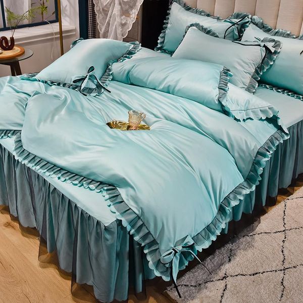bedding sets luxury bedspread solid color wedding pillowcase quilt cover duvet bed sheet skirts ice silk king size home textiles 4p
bedding sets luxury bedspread solid color wedding pillowcase quilt cover duvet bed sheet skirts ice silk king size home textiles 4p
