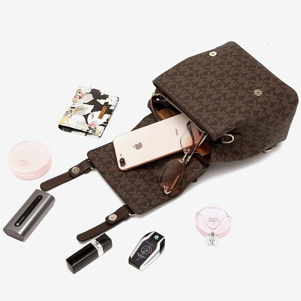 france bags j backpack fashion brand backpack women's korean large capacity bag leather soft versatile trend travel
france bags j backpack fashion brand backpack women's korean large capacity bag leather soft versatile trend travel