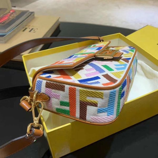 2021 new fashion trend embroidered shoulder strap casual hand bag french club bag versatile one shoulder hand messenger bag for womenysj
2021 new fashion trend embroidered shoulder strap casual hand bag french club bag versatile one shoulder hand messenger bag for womenysj