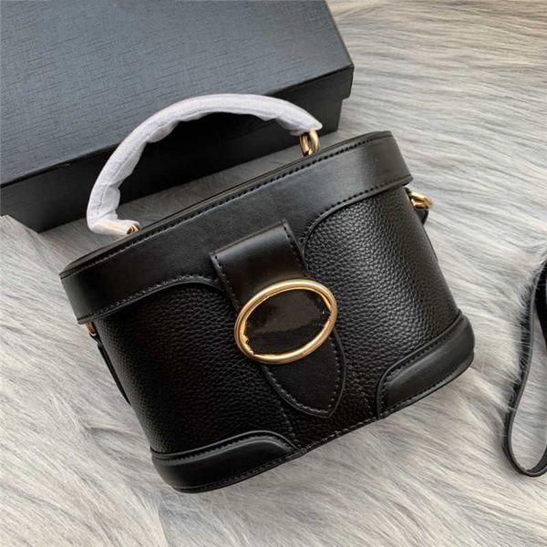 women luxurys designers bags 2021 designer handbags multi pochette crossbody bag zhouzhoubao123 louisbags_18 hanghhangbag facotry box knob b
women luxurys designers bags 2021 designer handbags multi pochette crossbody bag zhouzhoubao123 louisbags_18 hanghhangbag facotry box knob b