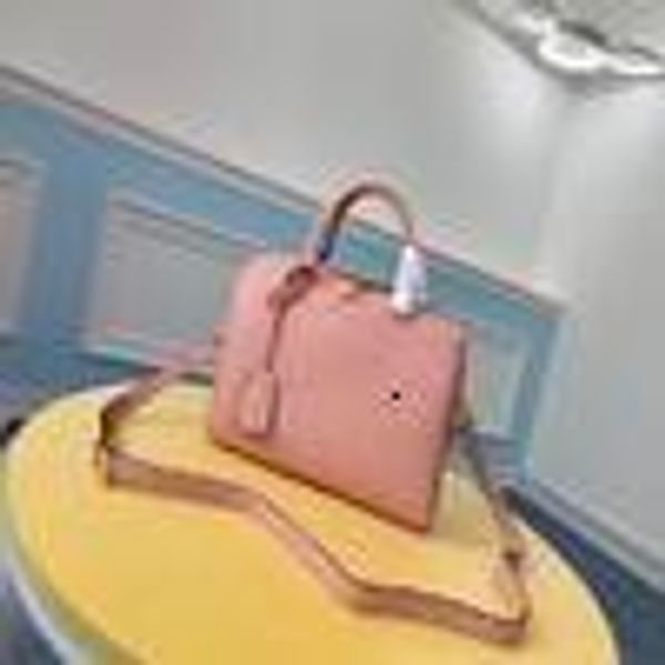 libobo6_1 8es6 m42401 backpacks handbags iconic handles shoulder bags totes cross body bag clutches evening oxidized leather business, Red;black
libobo6_1 8es6 m42401 backpacks handbags iconic handles shoulder bags totes cross body bag clutches evening oxidized leather business, Red;black
