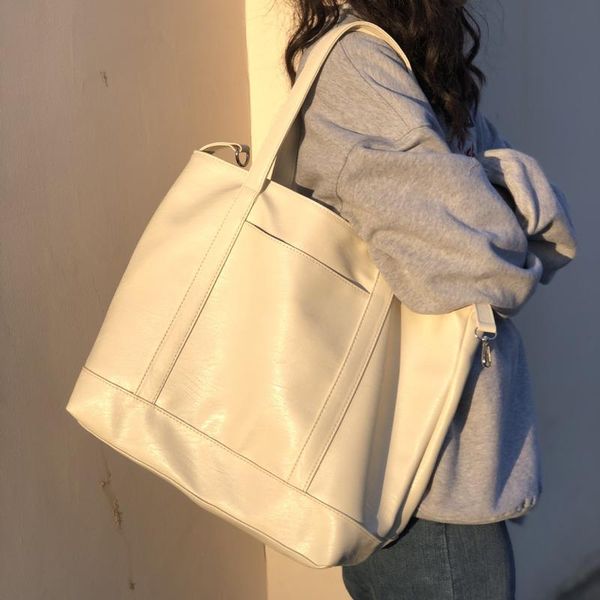 evening bags 2021 fashion simple large capacity retro soft underarm tote bag ladies shoulder handbag sac a main
evening bags 2021 fashion simple large capacity retro soft underarm tote bag ladies shoulder handbag sac a main