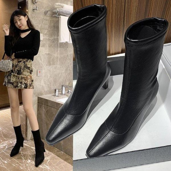 boots women's short high-heeled thick-heeled short-tube pointed toe fashion british style shoes, Black
boots women's short high-heeled thick-heeled short-tube pointed toe fashion british style shoes, Black