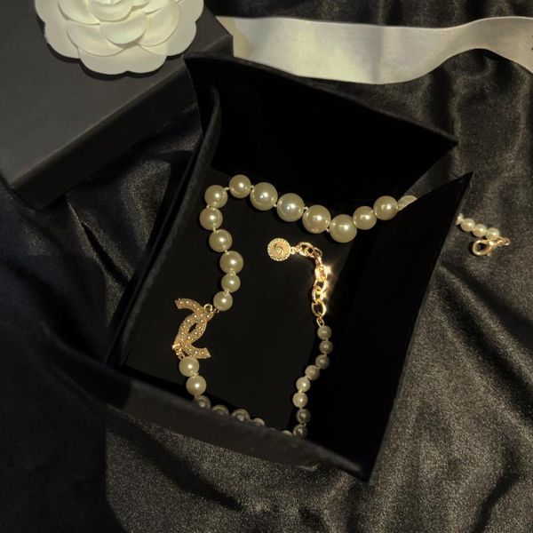 chokers lalaland original fashion brand women female jewelry necklace france summer superior quality luxury genuine pearl logo, Golden;silver
chokers lalaland original fashion brand women female jewelry necklace france summer superior quality luxury genuine pearl logo, Golden;silver