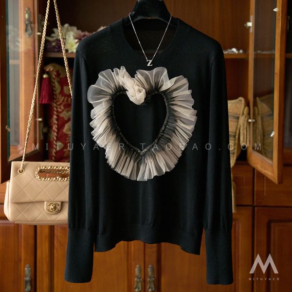 aixinjian special-interest design two-color mesh heart-shaped worsted wool loose batwing sleeve sweater q02076, White
aixinjian special-interest design two-color mesh heart-shaped worsted wool loose batwing sleeve sweater q02076, White
