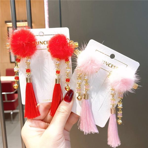 chinese style cute girl hairpin big red hair ball vintage tassel clip children's fashion accessories, Slivery;white
chinese style cute girl hairpin big red hair ball vintage tassel clip children's fashion accessories, Slivery;white