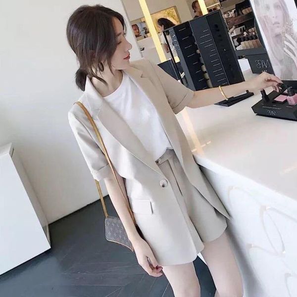 women's tracksuits 2021 two piece blazer set women office worksolid color short sleeve pants elegant chic suit summer clothes, Gray
women's tracksuits 2021 two piece blazer set women office worksolid color short sleeve pants elegant chic suit summer clothes, Gray