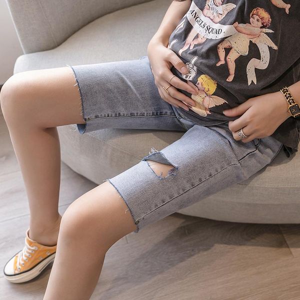 maternity bottoms 2021 summer pregnant women denim pants knee-length belly jeans with holes slim hips low waist half length trousers, White
maternity bottoms 2021 summer pregnant women denim pants knee-length belly jeans with holes slim hips low waist half length trousers, White
