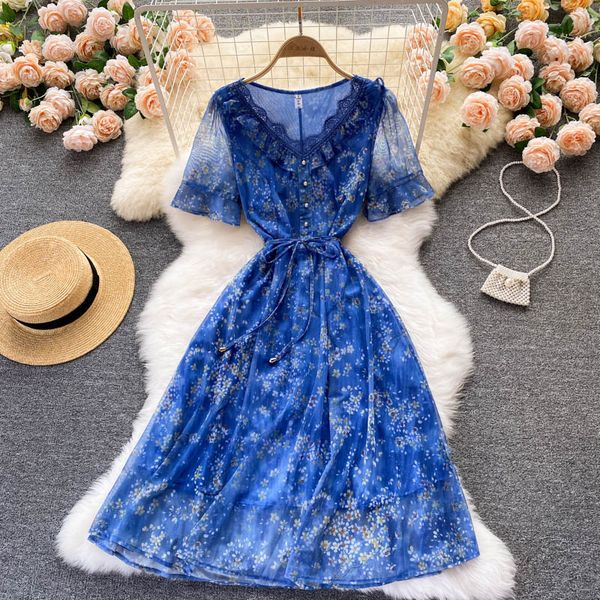 vintage blue floral chiffon dress summer v-neck flare short sleeve high waist a-line vestidos casual party robe 2021 new, Black;gray
vintage blue floral chiffon dress summer v-neck flare short sleeve high waist a-line vestidos casual party robe 2021 new, Black;gray
