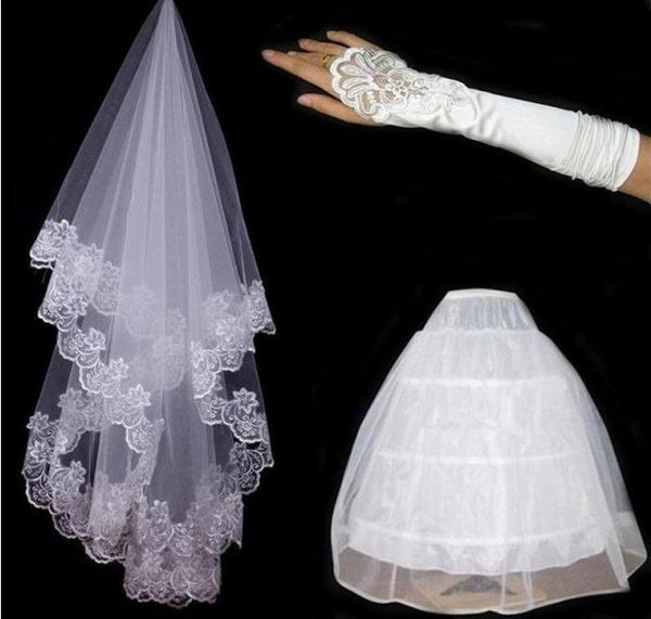 bridal veils 2021 bride wedding accessories white lace gloves 3 rings petticoat and 1.5m edge veil high-end three sets, Black
bridal veils 2021 bride wedding accessories white lace gloves 3 rings petticoat and 1.5m edge veil high-end three sets, Black